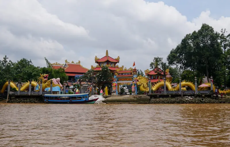 T&igrave;m về 10 ng&ocirc;i ch&ugrave;a quận 9 an y&ecirc;n v&agrave; linh thi&ecirc;ng nhất 9