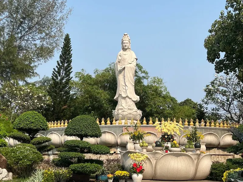Top 11 ch&ugrave;a Phật Gi&aacute;o thanh tịnh ti&ecirc;u biểu giữa l&ograve;ng S&agrave;i G&ograve;n 3