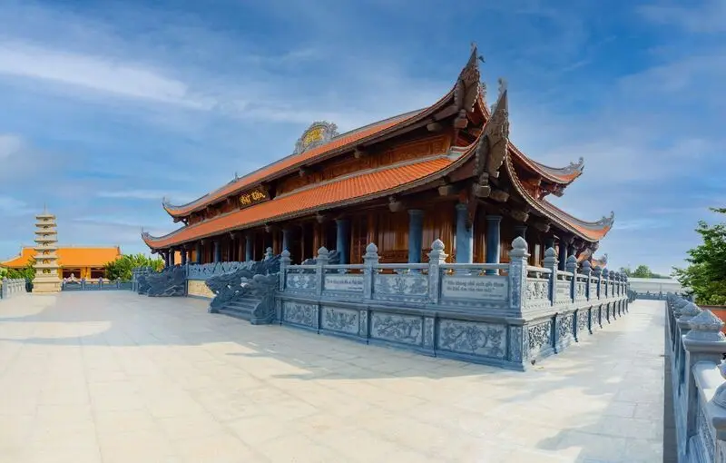 Top 12 ng&ocirc;i ch&ugrave;a cầu t&agrave;i lộc ở S&agrave;i G&ograve;n nổi tiếng linh thi&ecirc;ng 3
