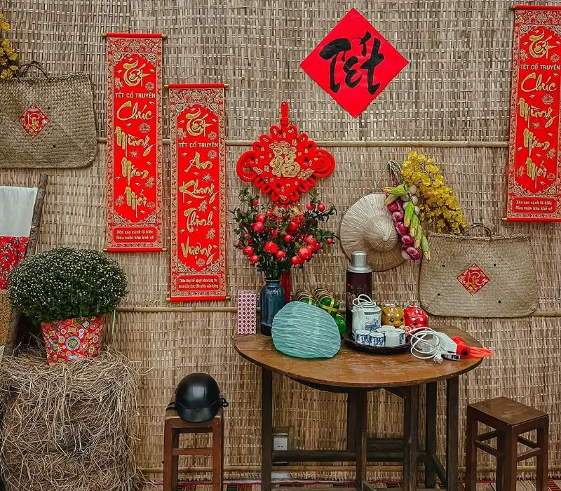 19 quán cafe trang trí Tết đẹp nhất Sài Gòn Xuân Bính Ngọ 2026