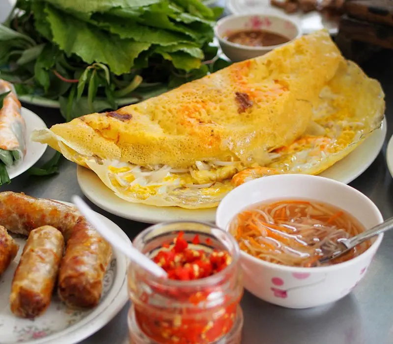 Bánh xèo 46A Đinh Công Tráng: Quán ngon Michelin nổi tiếng Sài Gòn