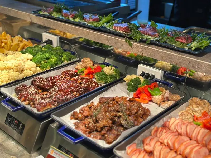 Buffet Poseidon, thi&ecirc;n đường d&agrave;nh cho t&iacute;n đồ m&ecirc; hải sản 8