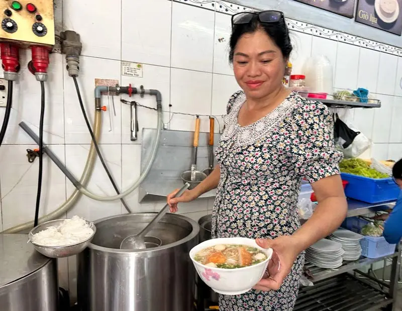 B&uacute;n mọc B&agrave; Chiều, hơn nửa thế kỷ gắn liền với khu cư x&aacute; Bắc Hải 3