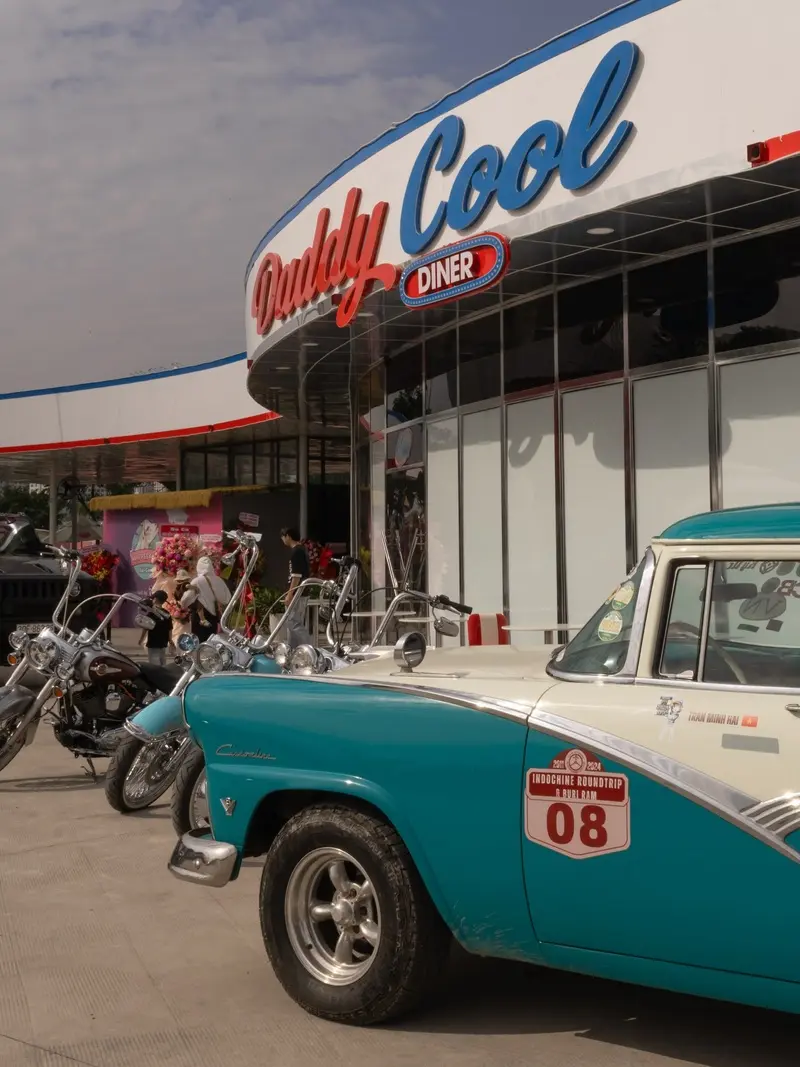 Daddy Cool Diner: Qu&aacute;n American Diner &ldquo;chiếm s&oacute;ng&rdquo; mạng x&atilde; hội tại Quận 2 4