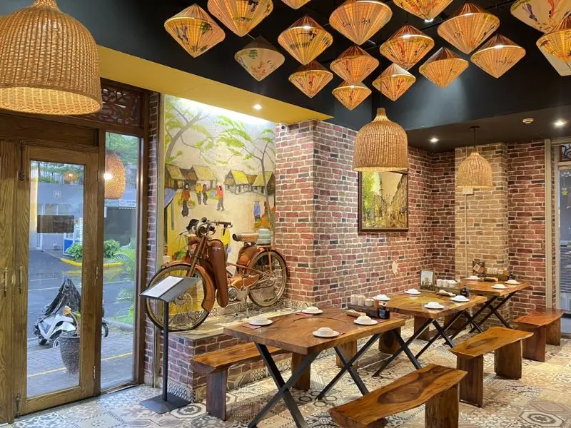 Danh s&aacute;ch 11 nh&agrave; h&agrave;ng quận 7 c&oacute; kh&ocirc;ng gian đẹp v&agrave; đồ ăn ngon 7