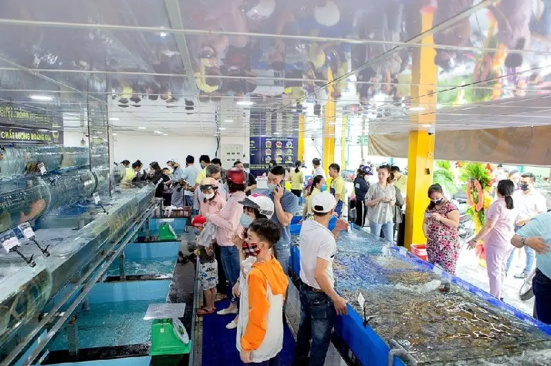 Danh s&aacute;ch 12 qu&aacute;n buffet T&acirc;n Ph&uacute; m&agrave; giới s&agrave;nh ăn n&ecirc;n biết 8