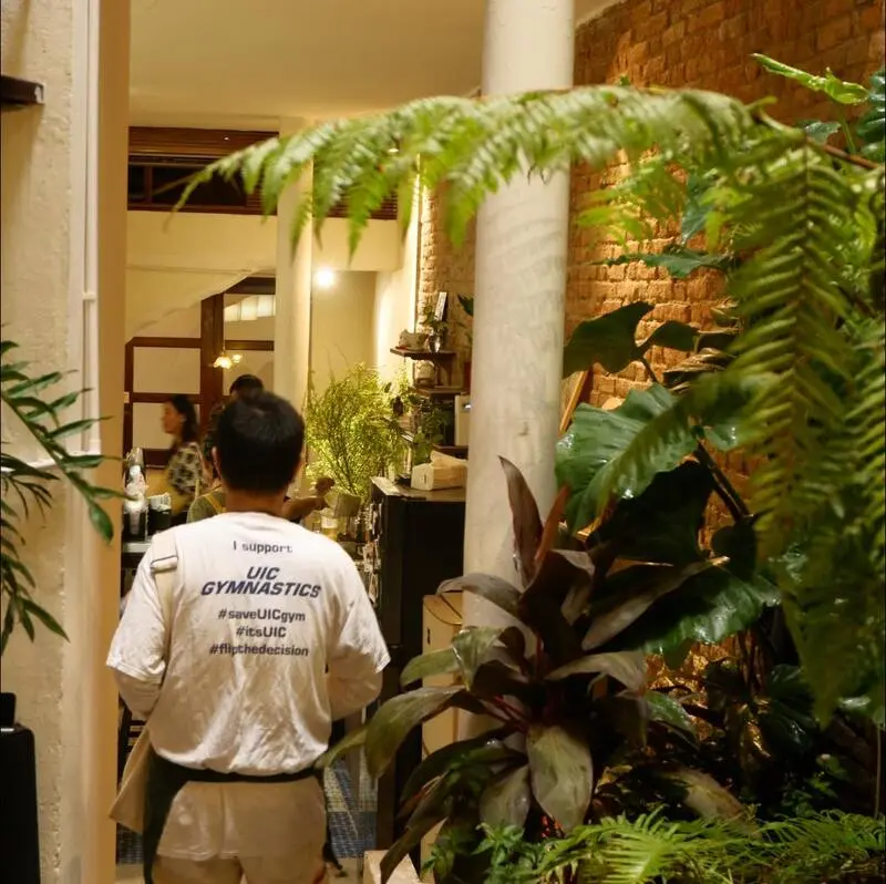 Em C&oacute; cafe ấm c&uacute;ng như ng&ocirc;i nh&agrave; nhỏ giữa l&ograve;ng S&agrave;i G&ograve;n 10