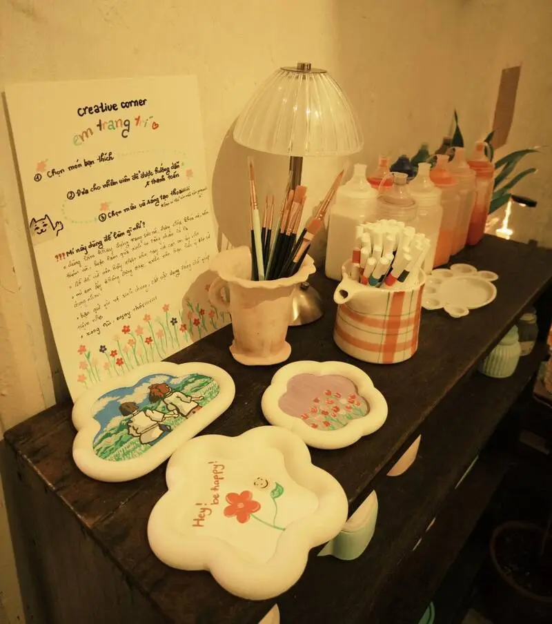 Em C&oacute; cafe ấm c&uacute;ng như ng&ocirc;i nh&agrave; nhỏ giữa l&ograve;ng S&agrave;i G&ograve;n 12