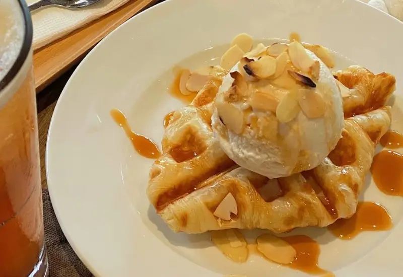 Gathering Coffee: Qu&aacute;n cafe phong c&aacute;ch Nhật Bản tinh tế 9