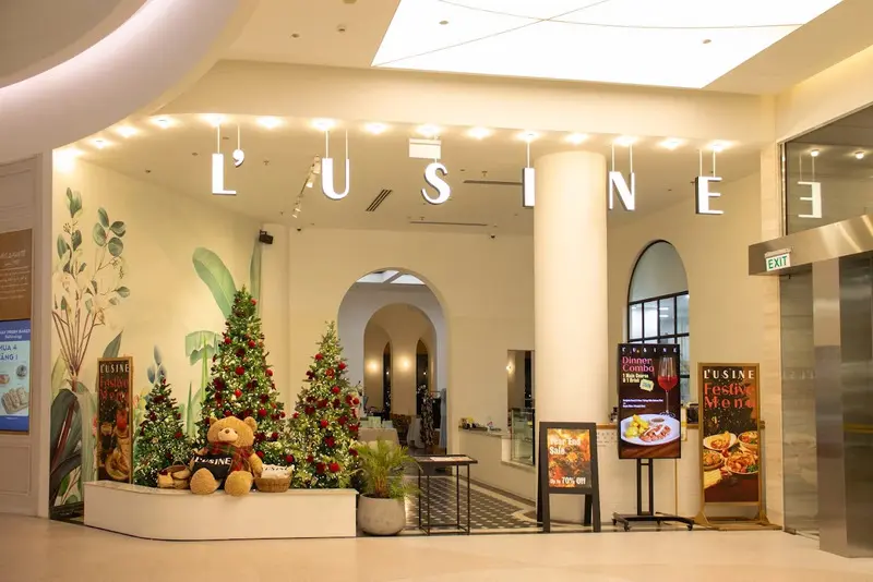 Gh&eacute; L&rsquo;Usine trải nghiệm qu&aacute;n c&agrave; ph&ecirc; concept store đậm chất nghệ thuật 9