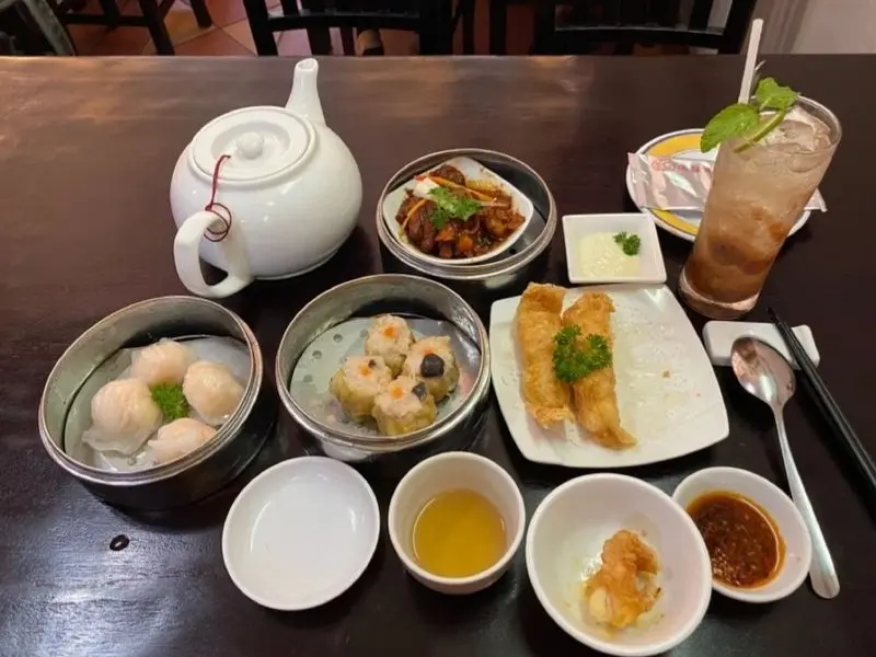 Gợi &yacute; 12 nh&agrave; h&agrave;ng quận 5 ngon nhất: Ăn l&agrave; m&ecirc;, đến l&agrave; nhớ 5