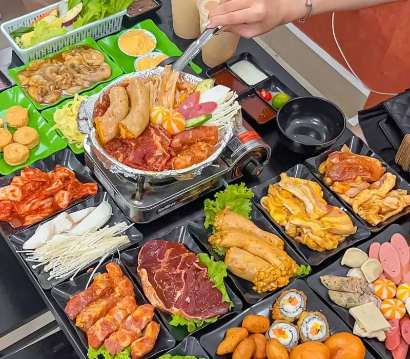 Lập hội ăn sập top 9 qu&aacute;n buffet B&igrave;nh Thạnh hot hit nhất 7