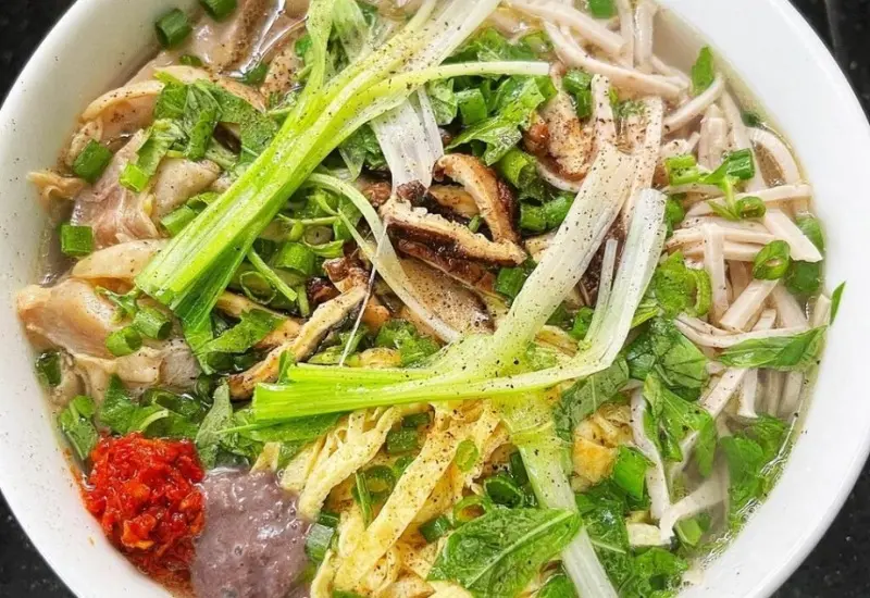 Lưu ngay 14 qu&aacute;n b&uacute;n thang ngon tại S&agrave;i G&ograve;n, chuẩn vị Bắc 15
