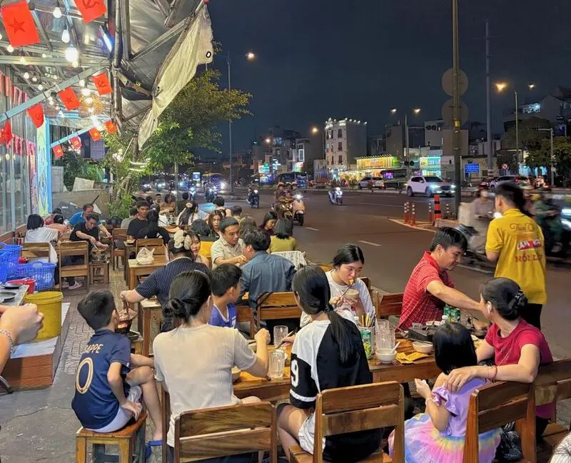M&aacute;ch bạn 8 qu&aacute;n nướng G&ograve; Vấp ngon b&aacute; ch&aacute;y cho team m&ecirc; BBQ 14