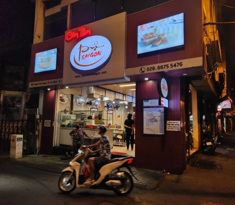 Mách bạn 9 quán ăn sáng quận 1 ngon, bổ, rẻ 2
