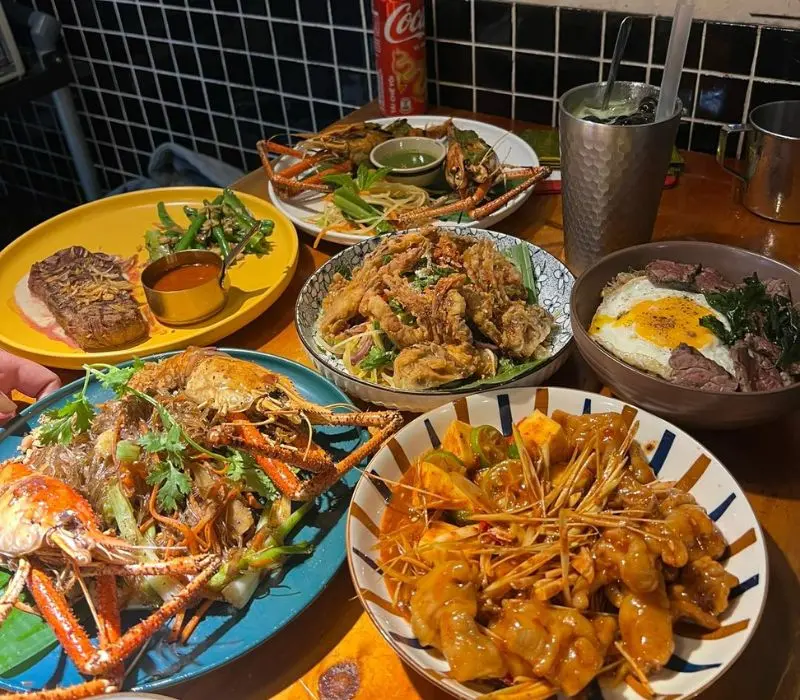 Mama Th&aacute;i S&agrave;i G&ograve;n: Thưởng thức M&igrave; quốc d&acirc;n chuẩn Michelin gi&aacute; cực hời 4