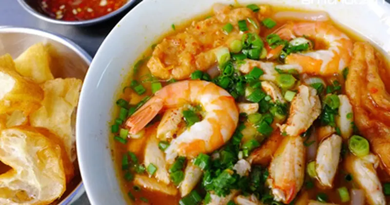 Những qu&aacute;n b&aacute;nh canh cua quận 10 ngon, bổ, rẻ nức tiếng gần xa 10