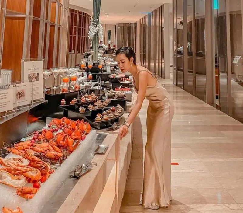 No n&ecirc; tại top 8 nh&agrave; h&agrave;ng buffet hải sản Quận 1 ngon qu&ecirc;n lối về 2