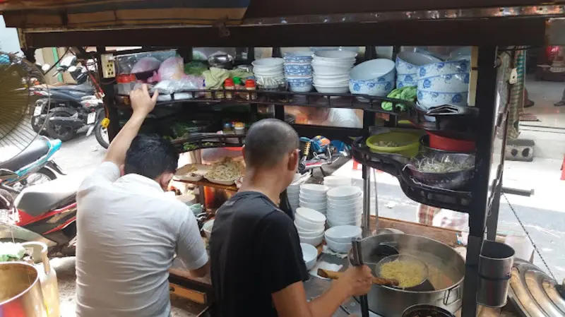 Thiệu K&yacute; M&igrave; Gia nơi g&igrave;n giữ hương vị ẩm thực nhiều đời ở S&agrave;i G&ograve;n 9