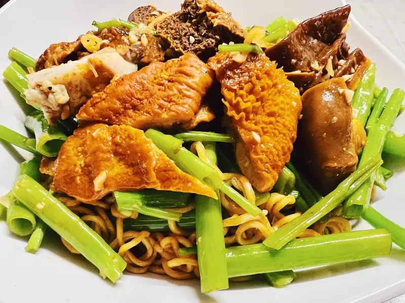 Thưởng thức 5 qu&aacute;n ph&aacute; lấu S&agrave;i G&ograve;n ngon &lsquo;qu&ecirc;n lối về&rsquo; 3