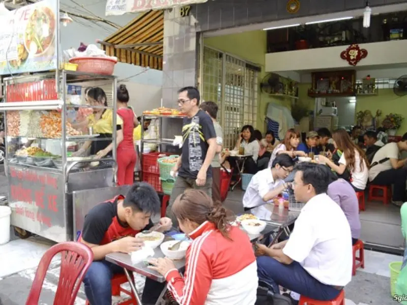 Thưởng thức B&aacute;nh Canh Cua 87: Trải nghiệm đ&aacute;ng gi&aacute; cho t&iacute;n đồ ẩm thực 6