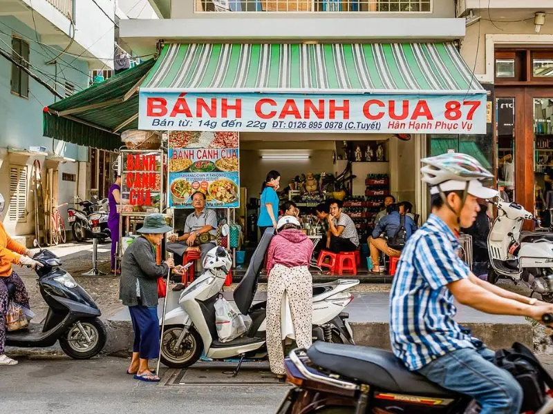 Thưởng thức B&aacute;nh Canh Cua 87: Trải nghiệm đ&aacute;ng gi&aacute; cho t&iacute;n đồ ẩm thực 2
