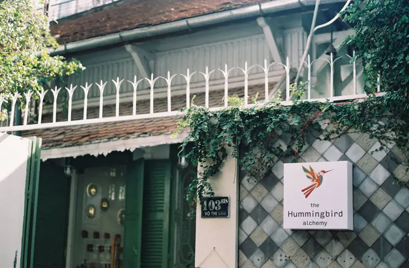 Thưởng thức cà phê đúng điệu tại Hummingbird Cafe Saigon 2