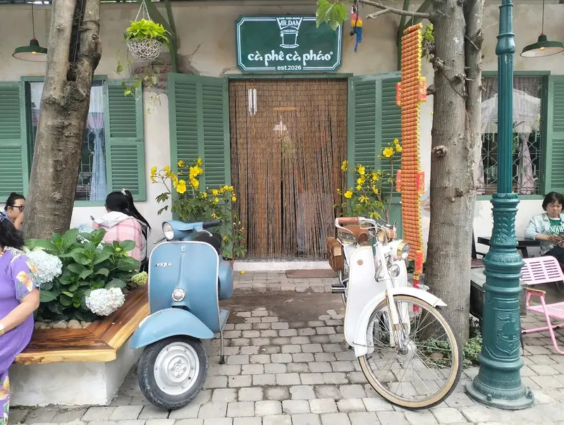 Tiệm C&agrave; Ph&ecirc; C&agrave; Ph&aacute;o g&oacute;c S&agrave;i G&ograve;n xưa giữa l&ograve;ng Thảo Điền 5
