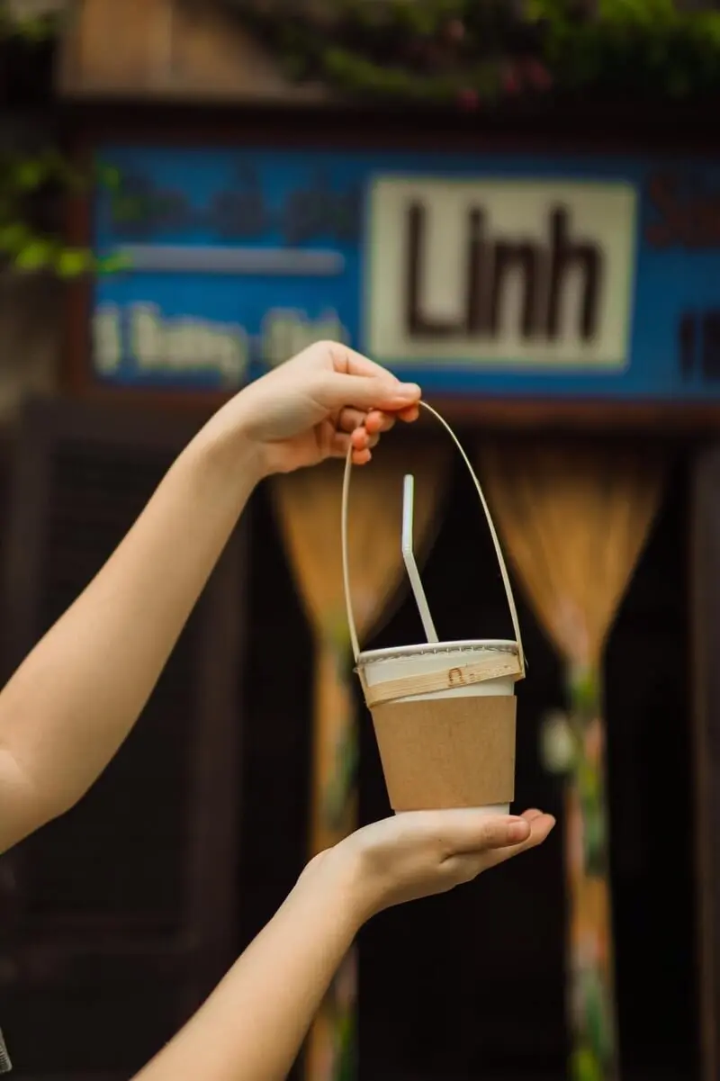Tiệm C&agrave; Ph&ecirc; Linh: Nơi thời gian dừng lại giữa S&agrave;i G&ograve;n 1975 15