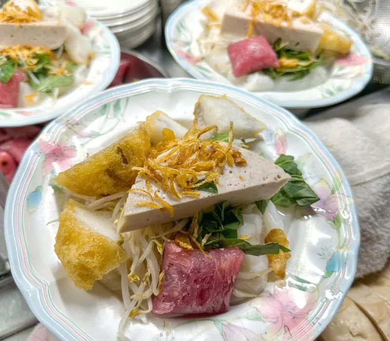 Top 10+ qu&aacute;n b&aacute;nh ướt ngon nức tiếng ở S&agrave;i G&ograve;n 8