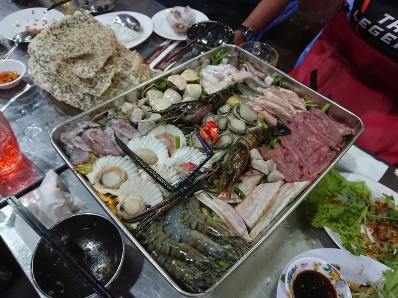 Top 10 quán lẩu nướng Sài Gòn chuẩn vị càng ăn càng mê 9