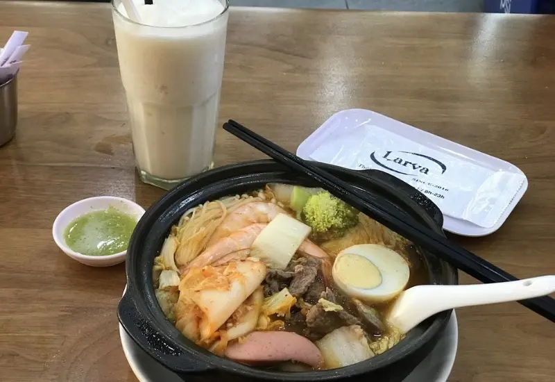 Top 12 qu&aacute;n m&igrave; cay S&agrave;i G&ograve;n đậm đ&agrave;, ngon qu&ecirc;n lối về 8