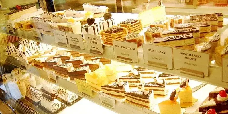 Top 12 tiệm bánh ngọt nổi tiếng, nhiều chi nhánh tại Sài Gòn 7
