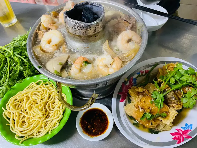 Top 16 qu&aacute;n lẩu c&aacute; ngon kh&oacute; cưỡng giữa l&ograve;ng S&agrave;i G&ograve;n 2