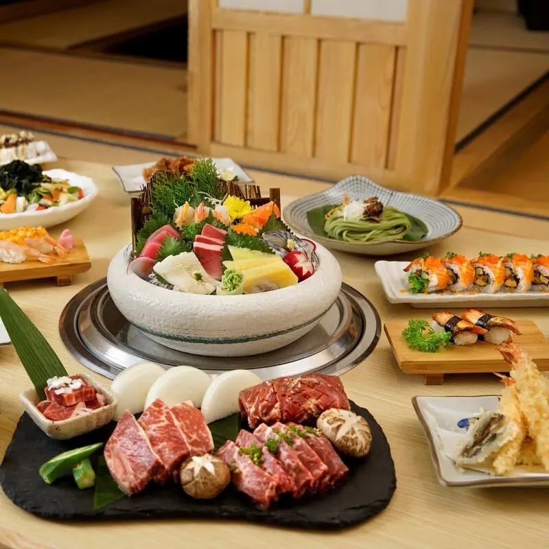 Top 6 qu&aacute;n sushi băng chuyền ngon bổ rẻ tại TP.HCM 8