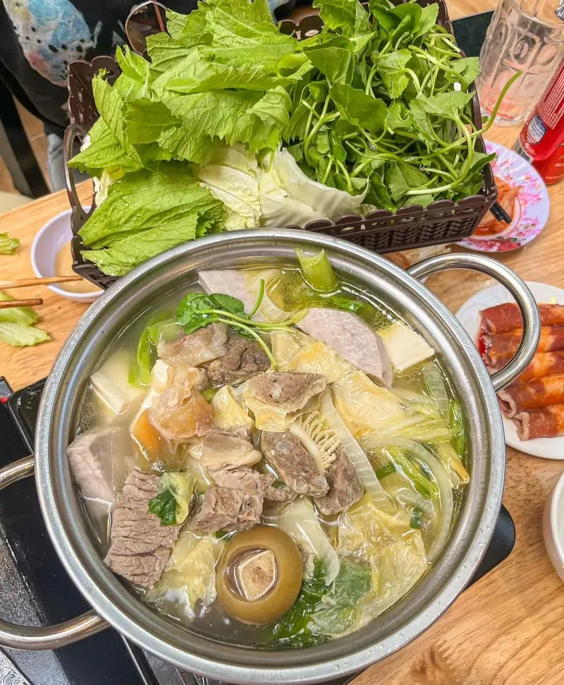 Top 8 lẩu b&ograve; S&agrave;i G&ograve;n ngon nức tiếng bạn n&ecirc;n thử ngay 8