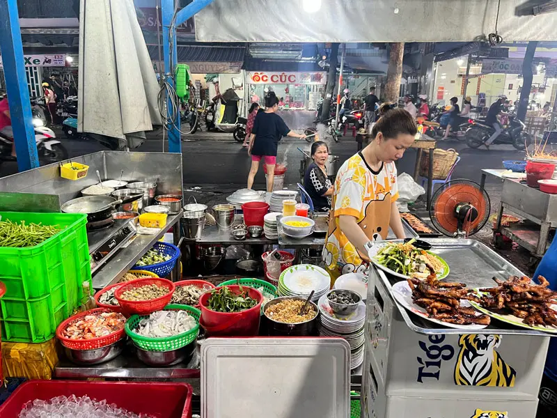 Top 9 qu&aacute;n ốc đ&ecirc;m ngon nức tiếng được giới trẻ y&ecirc;u th&iacute;ch 10