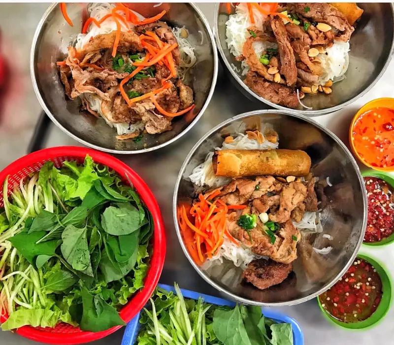 Top qu&aacute;n ăn s&aacute;ng b&igrave;nh d&acirc;n tại S&agrave;i G&ograve;n kh&ocirc;ng thể bỏ qua 6