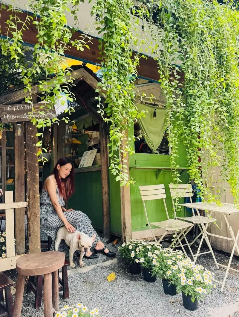 Truy t&igrave;m 10 qu&aacute;n cafe T&acirc;n B&igrave;nh nước ngon, view đẹp 3
