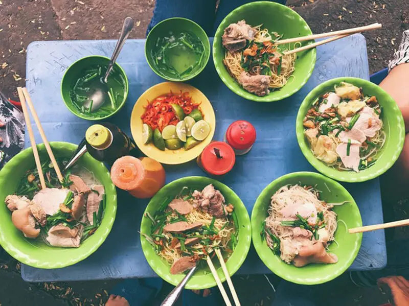 Truy t&igrave;m 8 qu&aacute;n hủ tiếu g&otilde; ngon nức tiếng S&agrave;i G&ograve;n 6