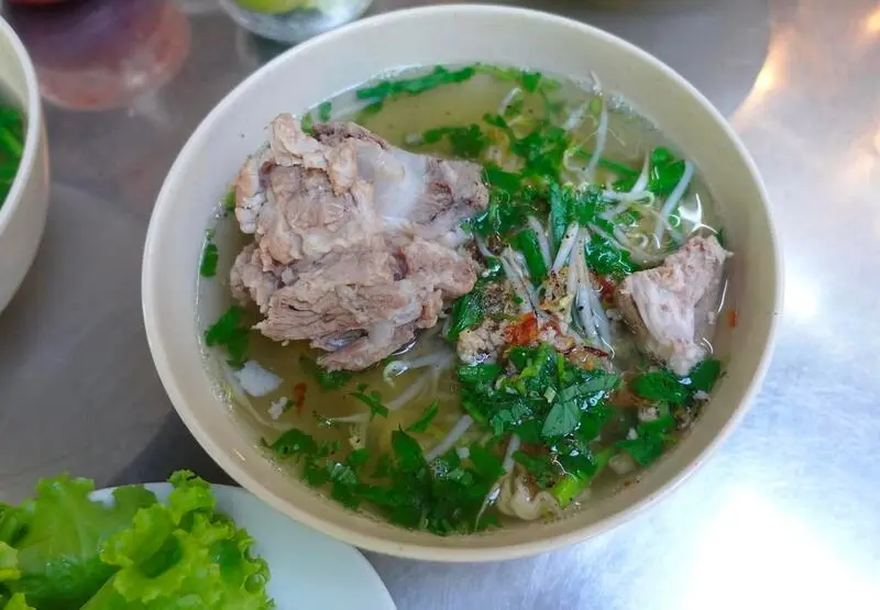 Truy t&igrave;m 8 qu&aacute;n hủ tiếu g&otilde; ngon nức tiếng S&agrave;i G&ograve;n 5