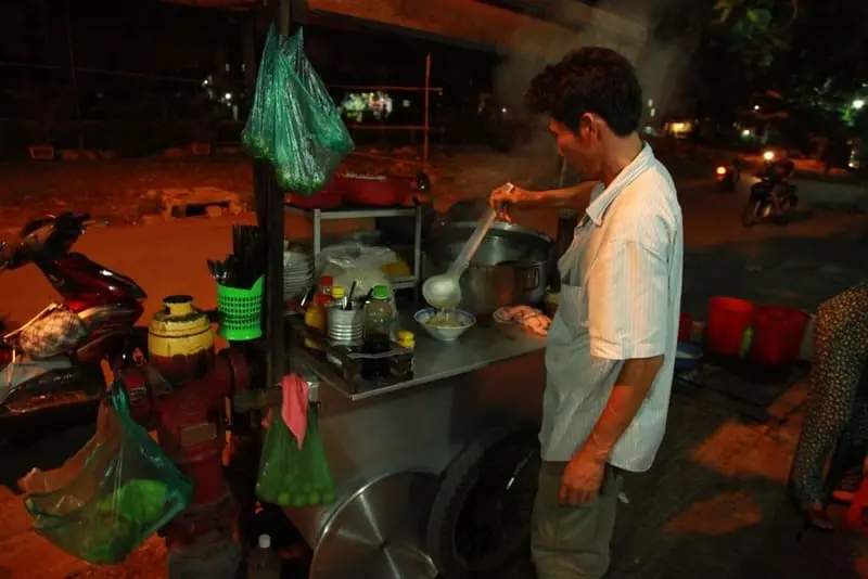 Truy t&igrave;m 8 qu&aacute;n hủ tiếu g&otilde; ngon nức tiếng S&agrave;i G&ograve;n 3