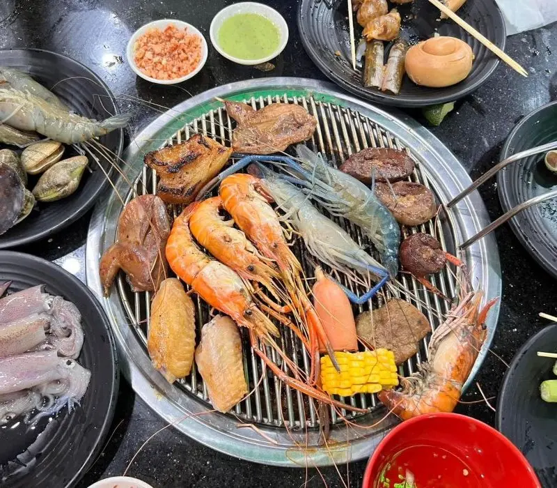 Khói BBQ: Chuỗi buffet đồ nướng giá hời chất lượng