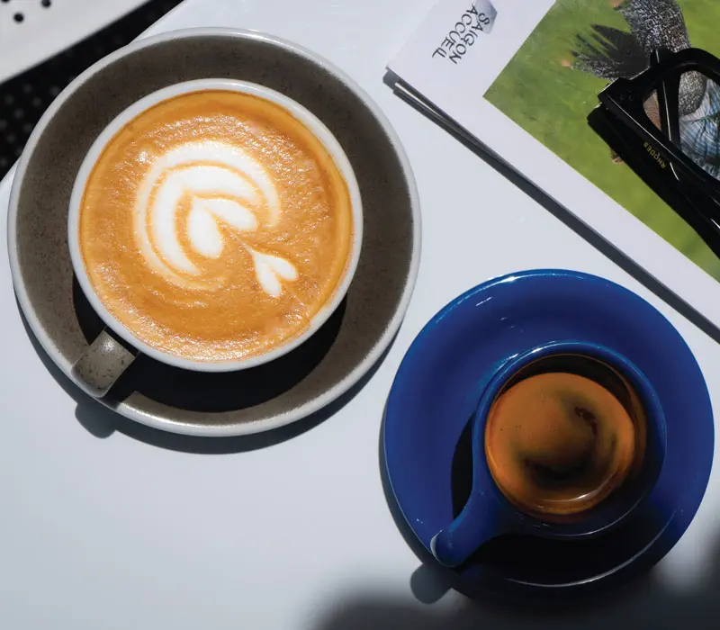 Thưởng thức cà phê đúng điệu tại Hummingbird Cafe Saigon
