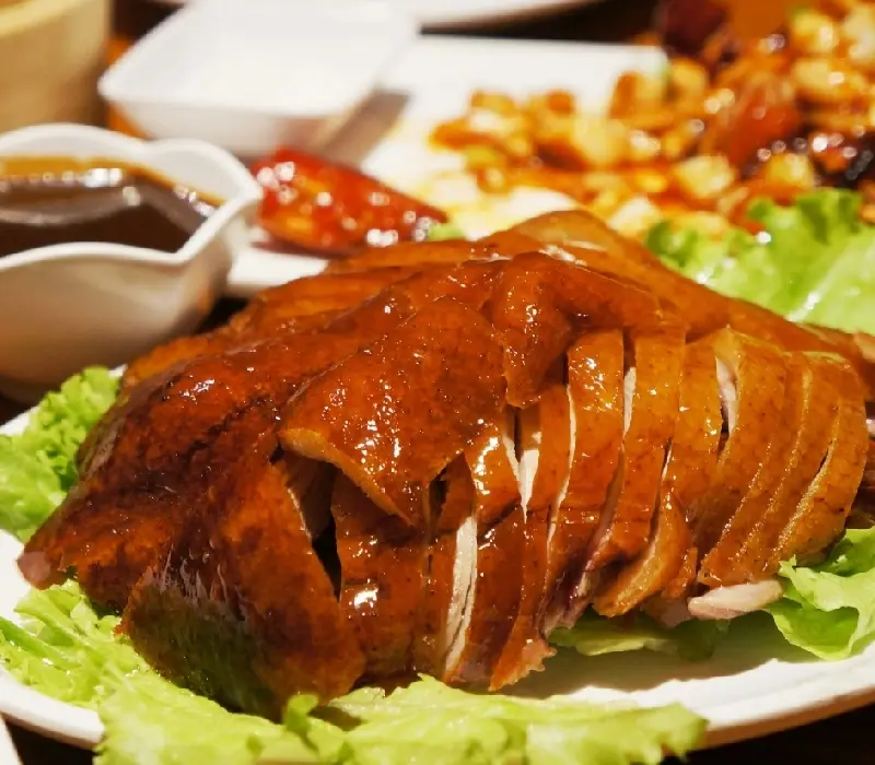 Top 15 quán vịt quay ngon, nổi tiếng ngay giữa lòng Sài Gòn