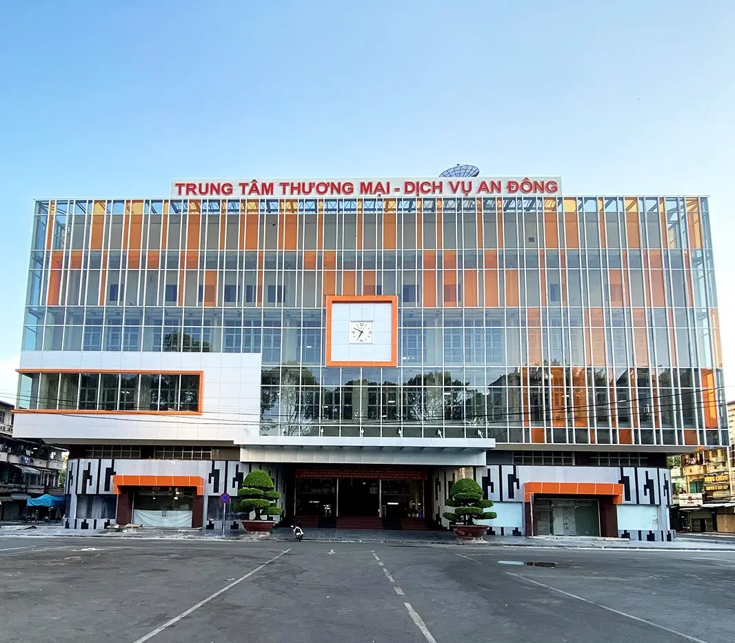 Chợ An Đông: Đầu mối thời trang bỏ sỉ sầm uất nhất Sài thành