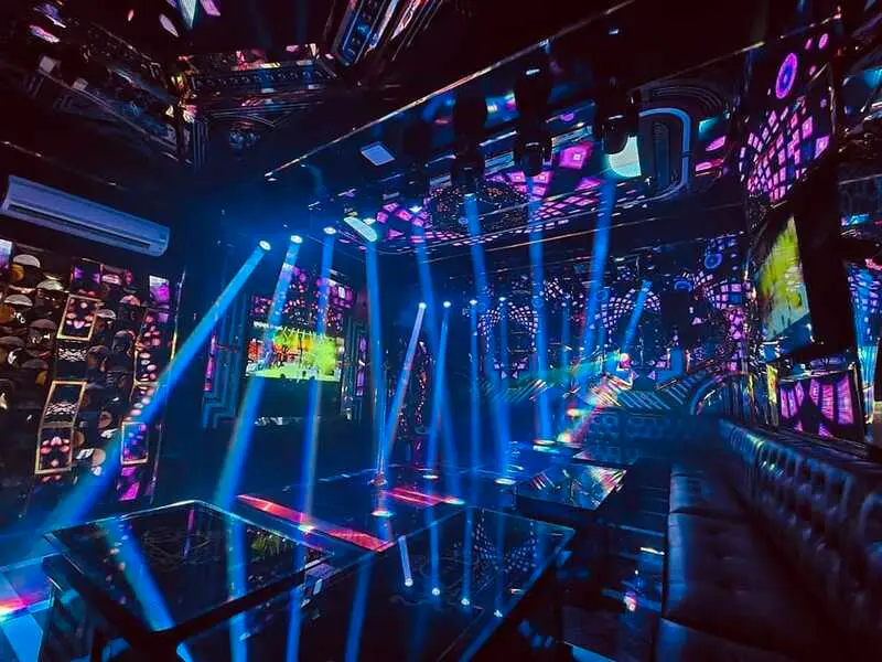 7 qu&aacute;n karaoke T&acirc;n Ph&uacute; chất lượng, &acirc;m thanh hiện đại 6