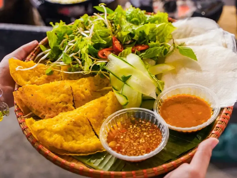 Chợ b&agrave; Hoa: Thi&ecirc;n đường đặc sản miền Trung giữa S&agrave;i G&ograve;n 9