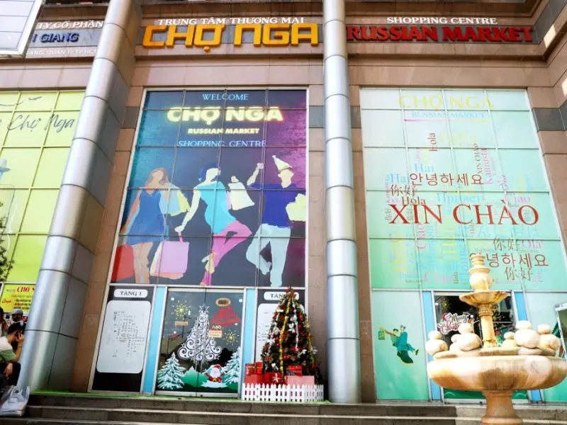 Chợ Nga ở S&agrave;i G&ograve;n &ndash; Mọi điều bạn cần biết trước khi mua sắm 2