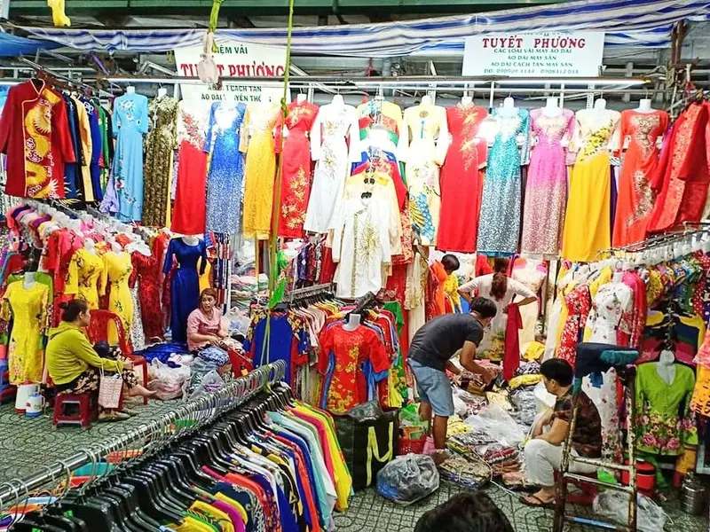 Chợ Phạm Văn Hai: Điểm hẹn mua sắm nổi tiếng T&acirc;n B&igrave;nh 5